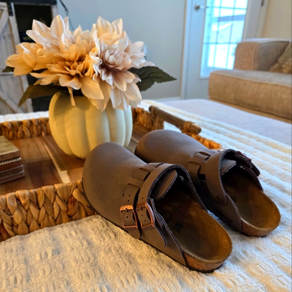 Girls Birkenstock Sandals